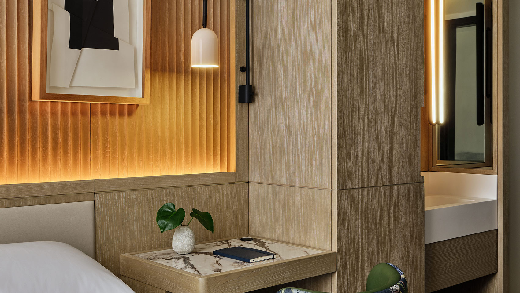 Kimpton Era guestroom