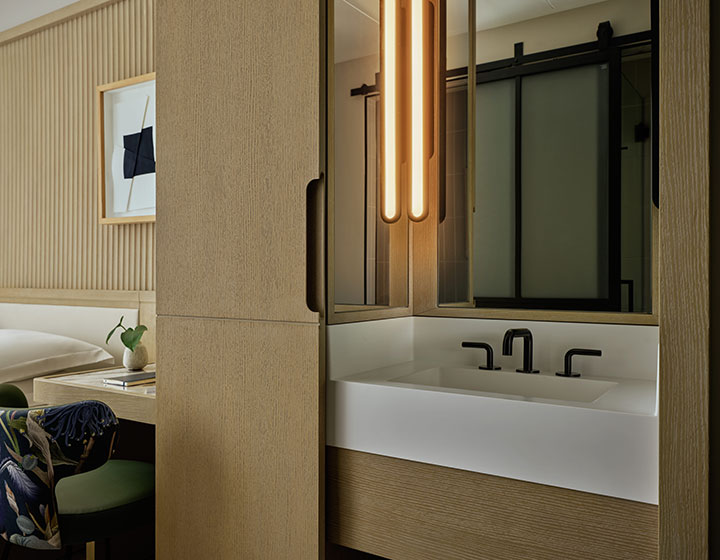 Kimpton Era Midtown New York Guestroom Vanity
